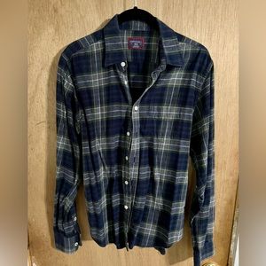 Untuckit Men’s Small Slim Fit Flannel Shirt